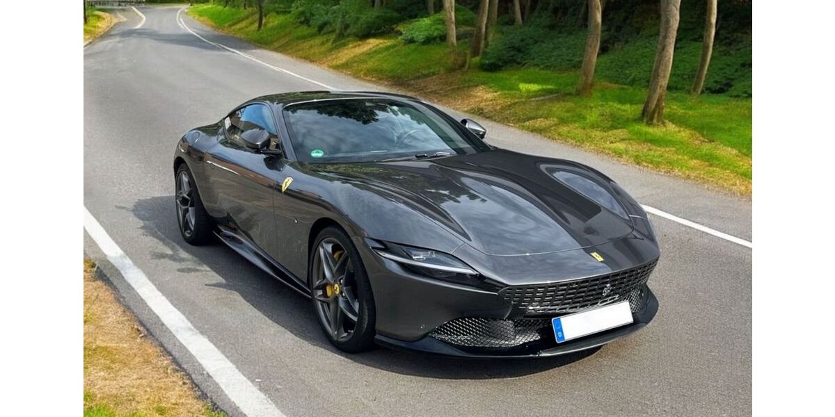 Ferrari Roma 8.800 km 209.000 € Grünwald 82031