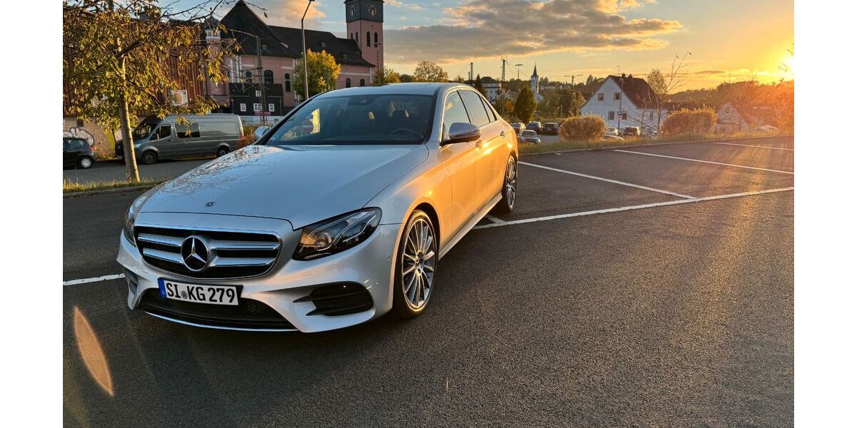 Mercedes-Benz E 350 98.500 km 33.899 &euro; Birken-Honigsessen 57587