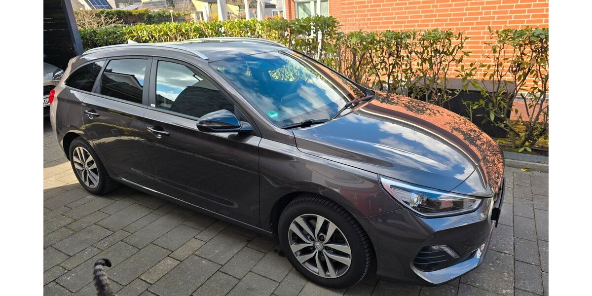 Hyundai i30 119.500 km 9.500 &euro; Garbsen 30827