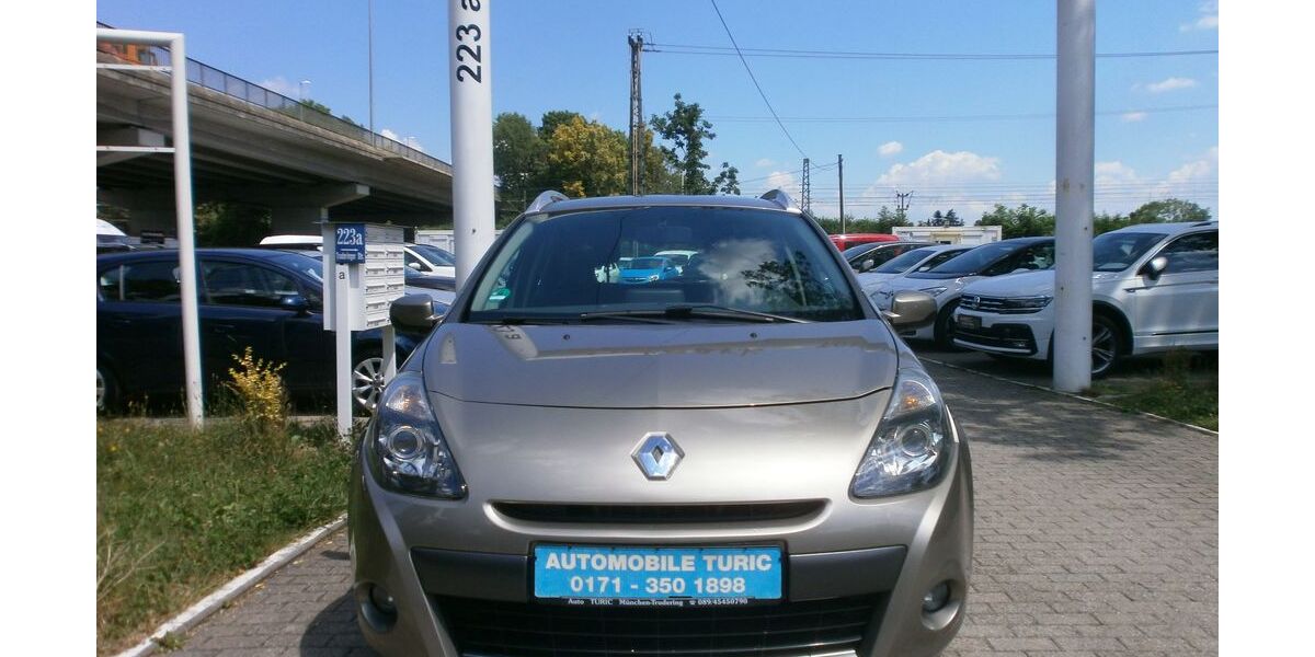 Renault Clio 150.000 km 4.950 &euro; München OT Trudering-Riem 81825