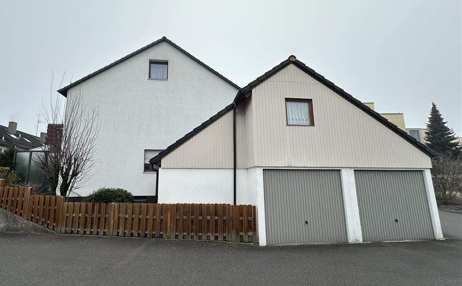 Großzügiges Reiheneckhaus mit Doppelgarage zur Miete direkt in Altdorf 6 zimmer