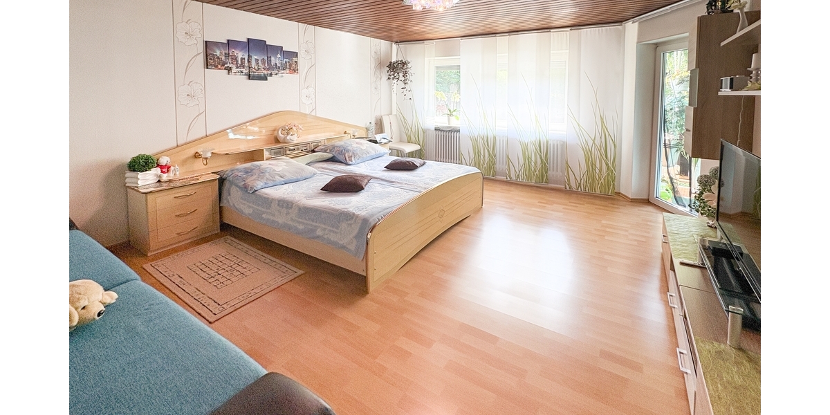 Viel Platz für Familie & Kapital: Gepflegtes Mehrfamilienhaus mit 3 Wohneinheiten - Mehrfamilienhaus, Wohnhaus Meisenheim | Angebot:27168424