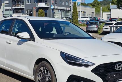 Hyundai i30 26.406 km 19.900 &euro; Leonberg 71229