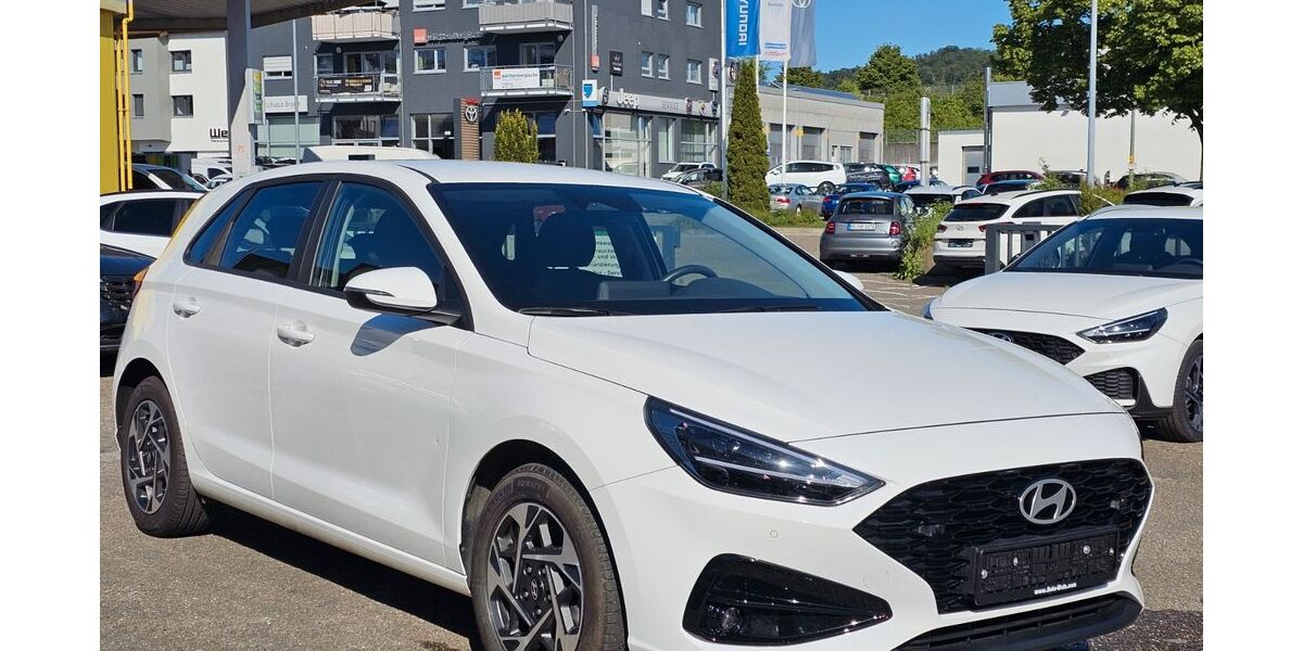Hyundai i30 26.406 km 19.900 &euro; Leonberg 71229