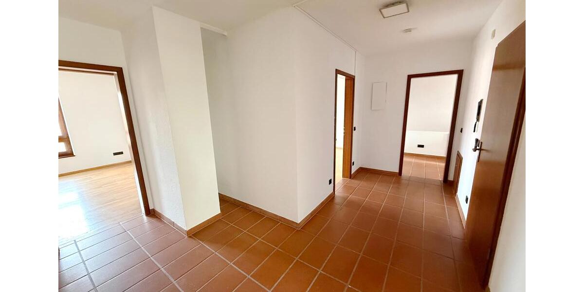 Etagenwohnung Reichenbach an der Fils - 3 Zimmer, 82 m&sup2;, 800&euro; | Angebot:26646515