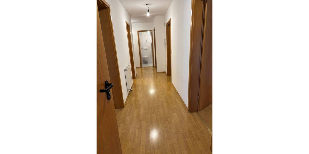 Etagenwohnung Scheer - 4 Zimmer, 100 m&sup2;, 195.000&euro; | Angebot:25729743