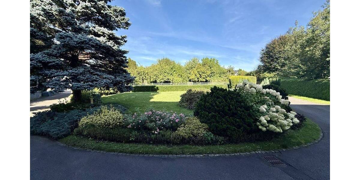 Einfamilienhaus Lebach Gresaubach - 8 Zimmer, 314 m&sup2;, 289.000&euro; | Angebot:25668696