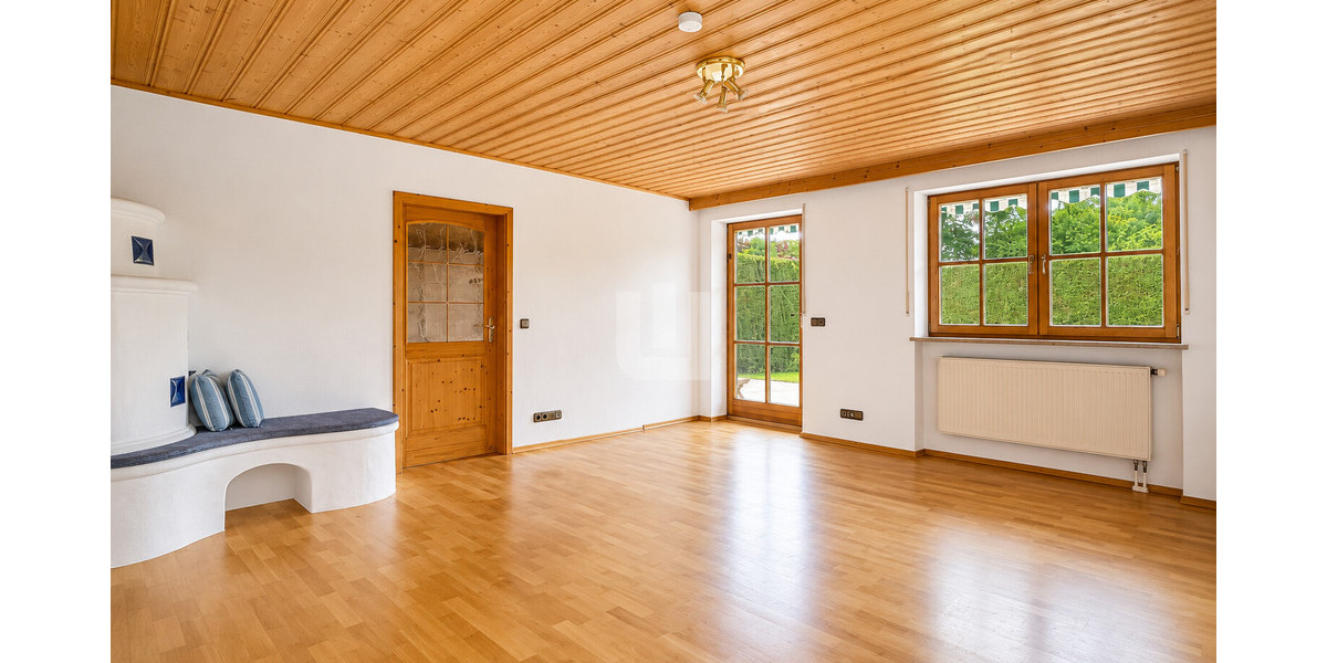 WINDISCH – Familientraum auf dem Land: Großzügiges Einfamilienhaus mit herrlichem Garten - Einfamilienhaus Egenhofen | Angebot:26821103