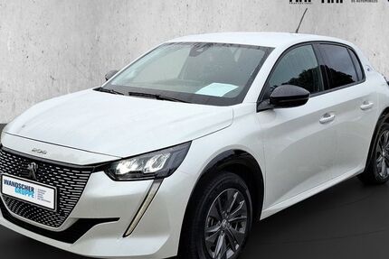 Peugeot 208 31.638 km 17.990 € Oldenburg 26135