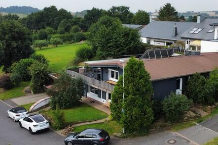 Haus Schwalmstadt - 7 Zimmer, 205 m&sup2;, 286.000&euro; | Angebot:25149542