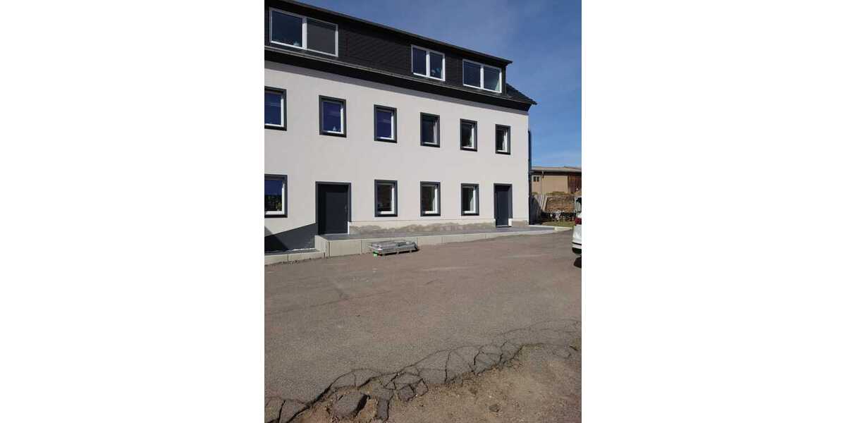 Wohnen auf dem Lande - Gemütliche EG-Wohnung ab sofort frei - 3- Großschirma Rothenfurth | Angebot:11109029
