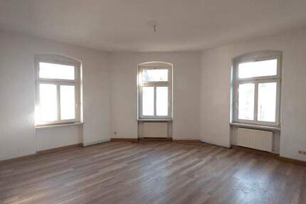 Wohnung Gera Innenstadt - 2 Zimmer, 59 m&sup2;, 380&euro; | Angebot:25664923