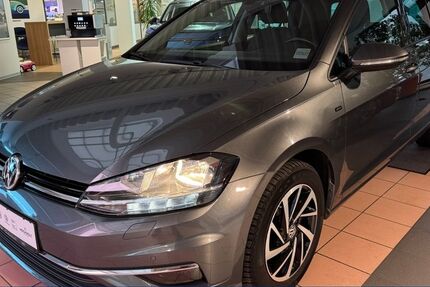 VW Golf 94.180 km 14.900 &euro; Gladenbach 35075
