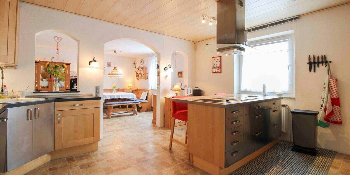 Mehrfamilienhaus, Wohnhaus Pfaffenhofen an der Ilm Pfaffenhofen a d Ilm - 6 Zimmer, 370 m&sup2;, 925.000&euro; | Angebot:26291021