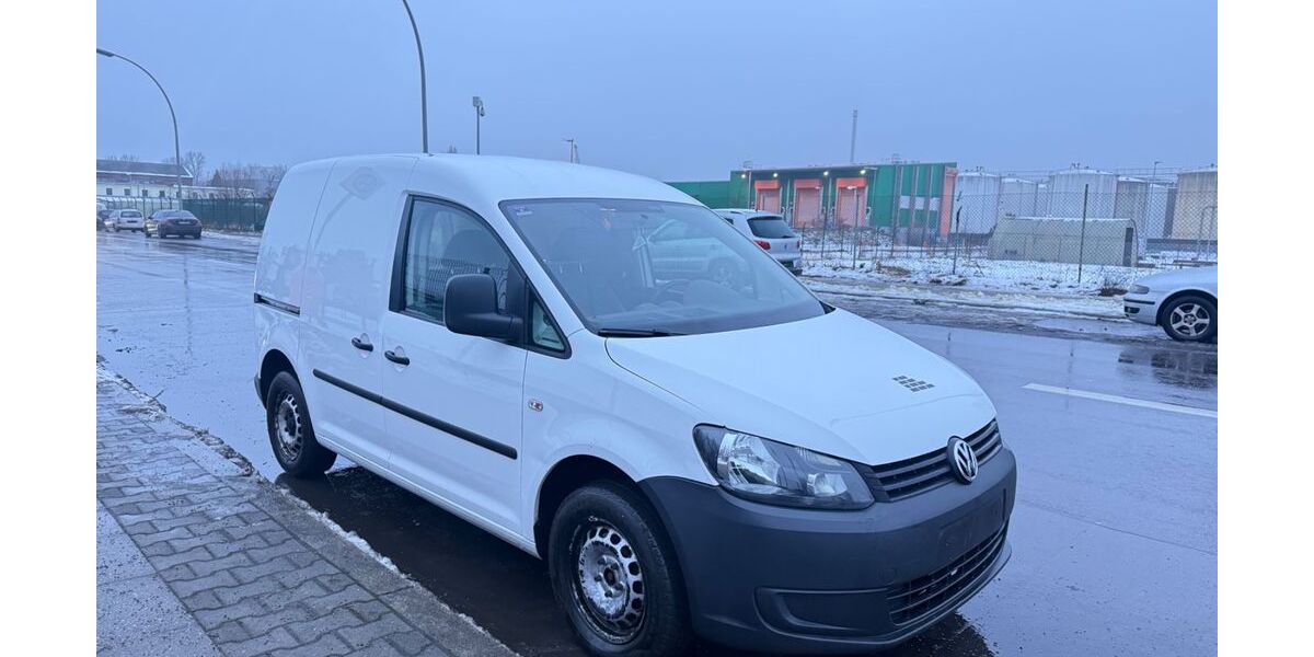 VW Caddy 299.317 km 3.899 &euro; Berlin 13597