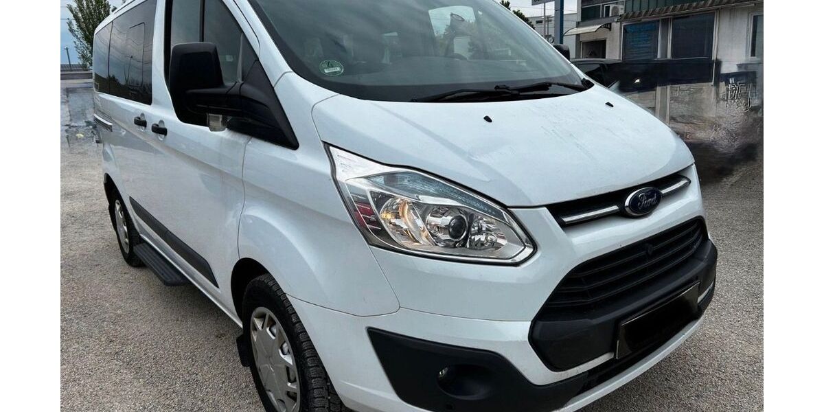 Ford Tourneo Custom 180.000 km 14.299 &euro; Heilbronn 74078