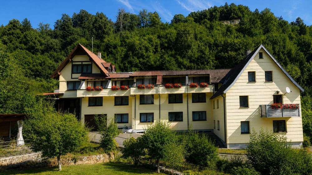 Gewerbeobjekt Oberndorf am Neckar - 600.000&euro; | Angebot:27126323