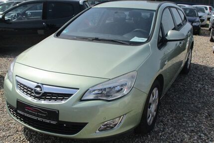 Opel Astra 305.631 km 2.499 &euro; Selm 59379