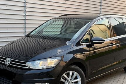 VW Touran 143.000 km 12.900 &euro; Lünen 44534