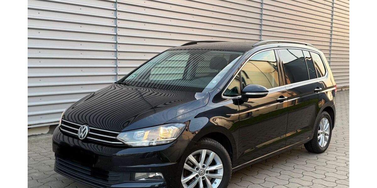 VW Touran 143.000 km 12.900 &euro; Lünen 44534