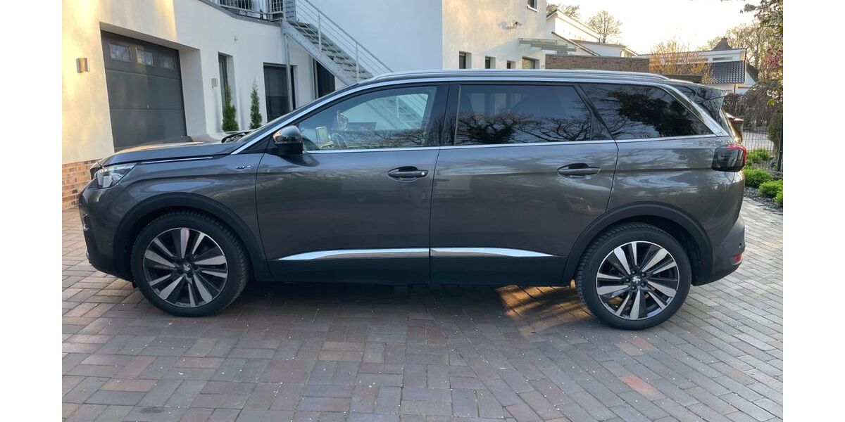Peugeot 5008 139.600 km 19.000 &euro; Visbek 49429