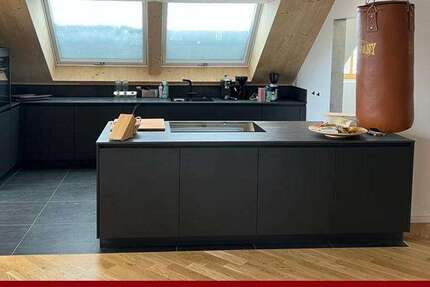 Wohnung Berg - 3.5 Zimmer, 180 m&sup2;, 1.450&euro; | Angebot:27443274