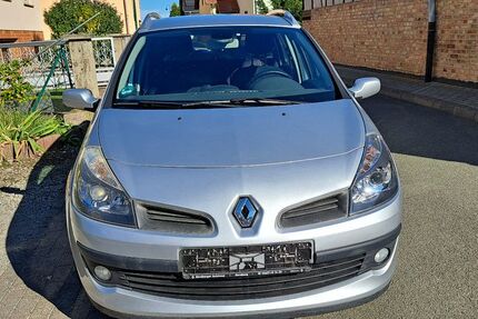 Renault Clio 70.876 km 3.999 € Arnstadt 99310