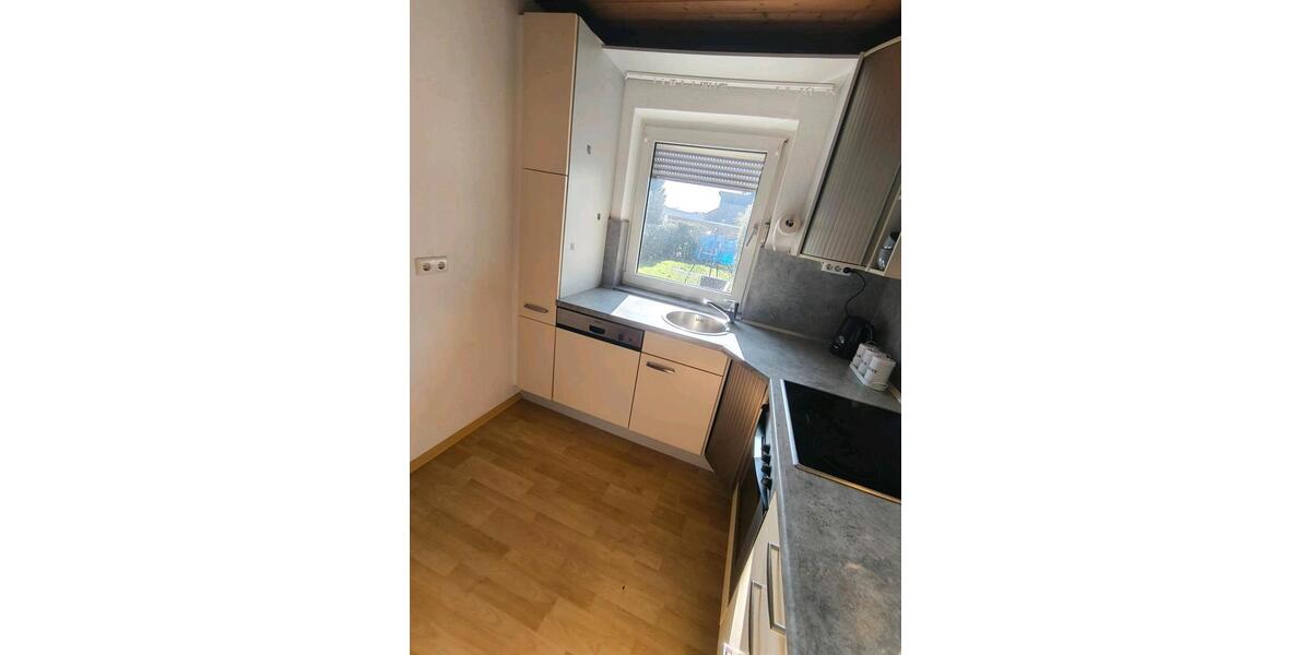 Reihenhaus Emmerich am Rhein - 4 Zimmer, 80 m&sup2;, 220.000&euro; | Angebot:26186487