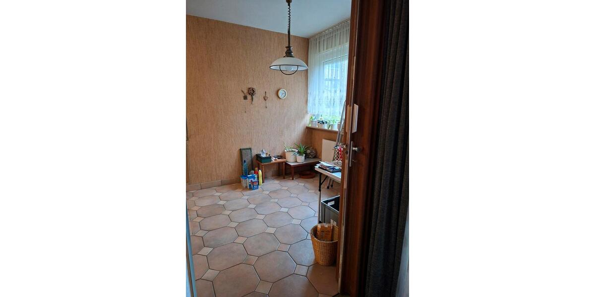 Hochparterre Ronnenberg - 4 Zimmer, 96 m&sup2;, 250.000&euro; | Angebot:25155180