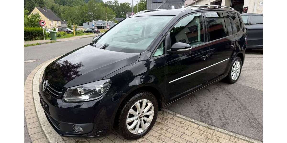 VW Touran 122.000 km 10.499 &euro; Lüdenscheid 58515