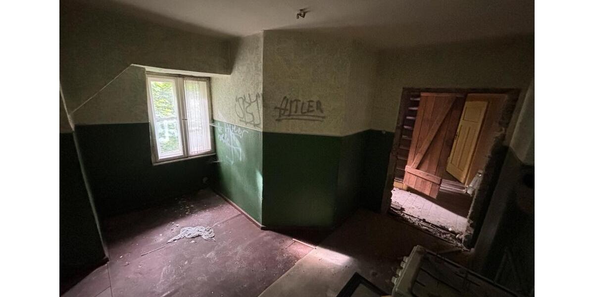 Einfamilienhaus Wandlitz - 8 Zimmer, 180 m&sup2;, 315.000&euro; | Angebot:25990785