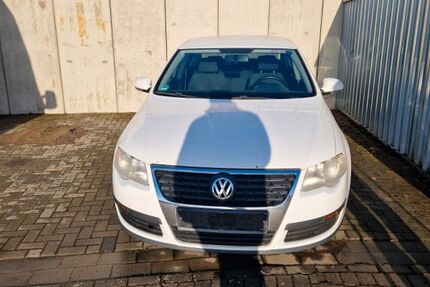 VW Passat 261.578 km 1.200 &euro; Bovenden 37120