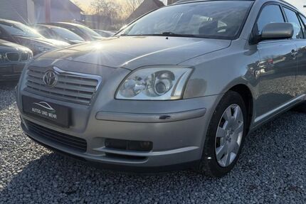 Toyota Avensis 249.000 km 1.899 &euro; Paderborn 33100
