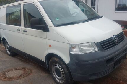 VW T5 Transporter 225.800 km 4.450 &euro; Hildesheim 31135