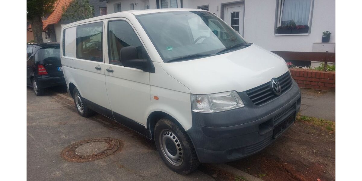 VW T5 Transporter 225.800 km 4.950 &euro; Hildesheim 31135