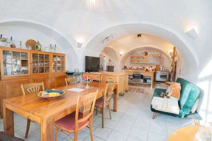 Haus Röhrnbach - 6 Zimmer, 269 m&sup2;, 498.000&euro; | Angebot:23998232