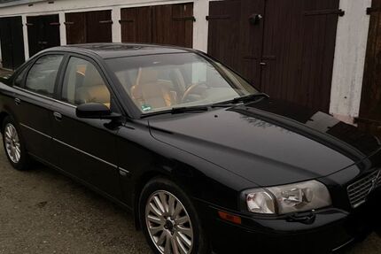 Volvo S80 271.000 km 1.900 &euro; Lauchhammer 01979