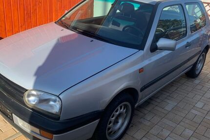 VW Golf 144.090 km 1.550 € Berlin 13088