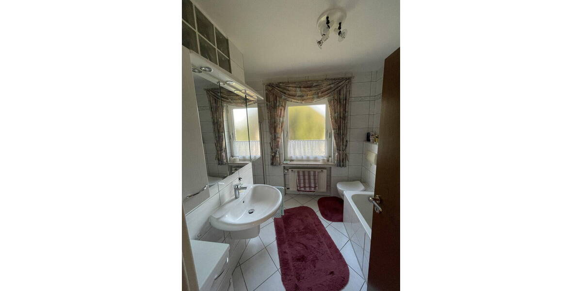 Mehrfamilienhaus, Wohnhaus Kalletal-Hohenhausen Hohenhausen - 1 Zimmer, 225 m&sup2;, 308.000&euro; | Angebot:26424376