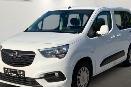 Opel Combo 116.171 km 9.499 € Brehna 06796