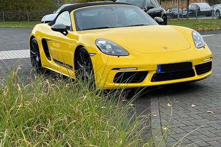 Porsche Boxster 19.000 km 99.000 &euro; Hatten 26209
