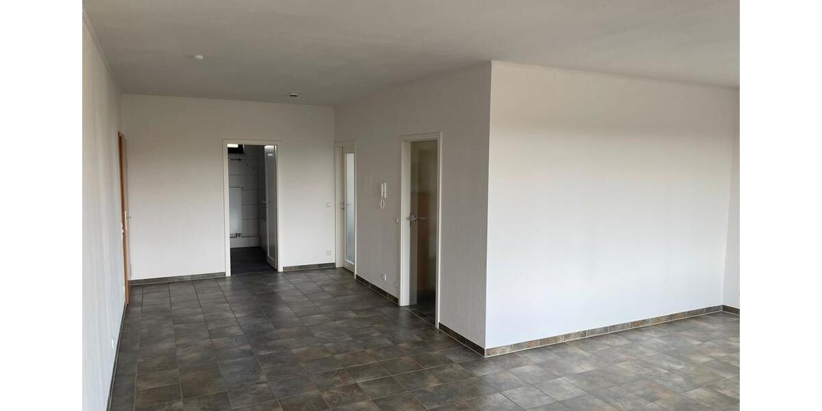 Terrassenwohnung Kirchheim unter Teck - 2 Zimmer, 84 m&sup2;, 1.220&euro; | Angebot:26329407