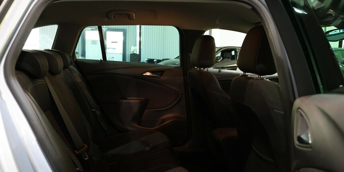 Opel Astra K ST 1.6 T ACTIVE 200-PS / APPLE+ANDROID 130.000 km 9.577 &euro; Hamm 59077