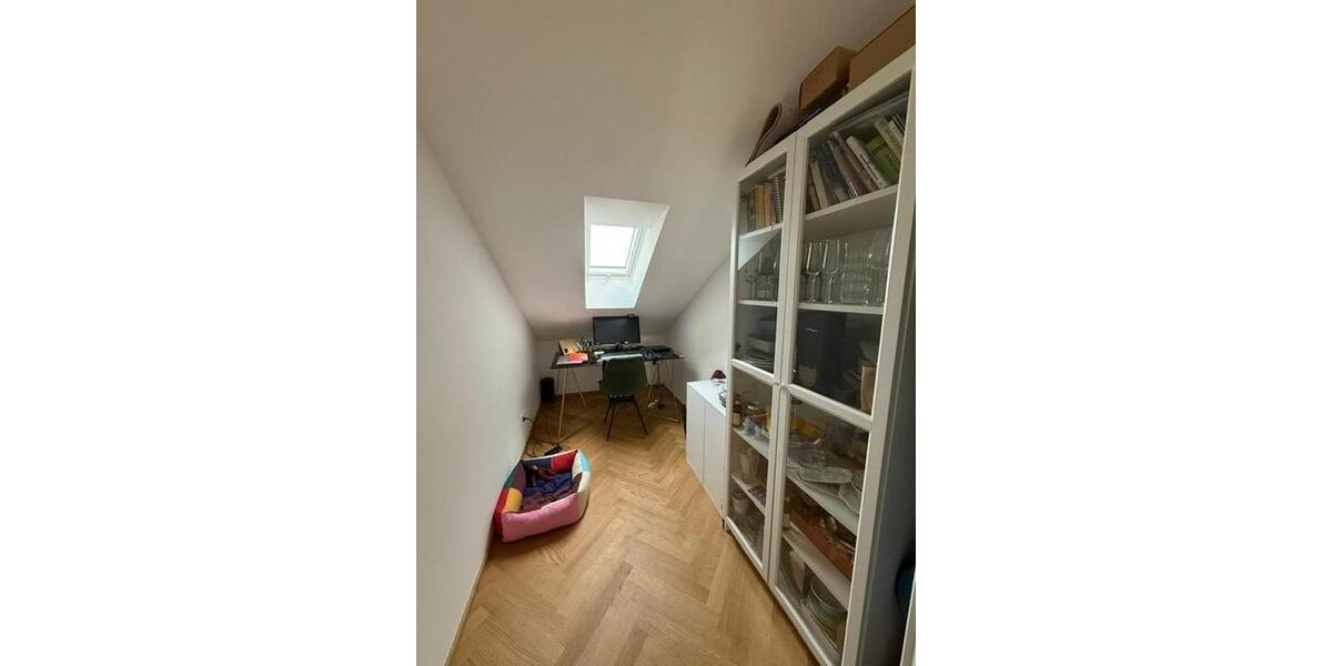 Dachgeschoßwohnung Offenbach am Main Hafen - 2.5 Zimmer, 52 m&sup2;, 950&euro; | Angebot:25544453