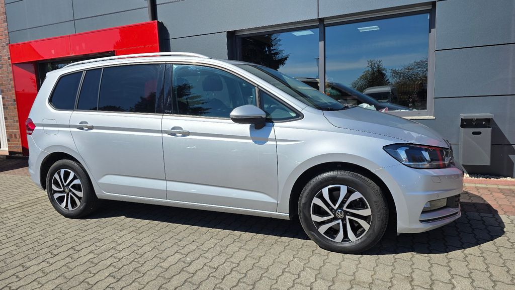 VW Touran 67.000 km 23.990 &euro; Oranienbaum-Wörlitz 06785