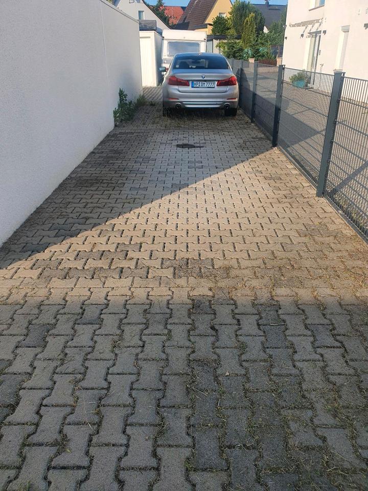 Stellplatz groß für PKW oder Kleinwohnwagen in 64653 Lorsch