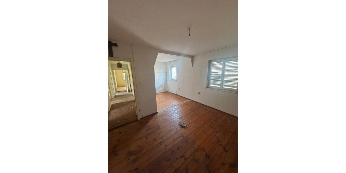 Doppelhaushälfte Weiden in der Oberpfalz - 9.5 Zimmer, 220 m&sup2;, 390.000&euro; | Angebot:26183089