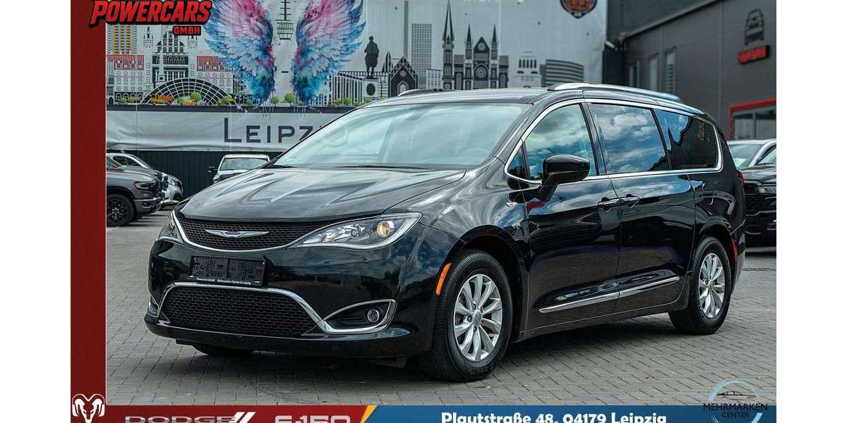 Chrysler Pacifica 21.250 km 29.900 &euro; Leipzig 04179