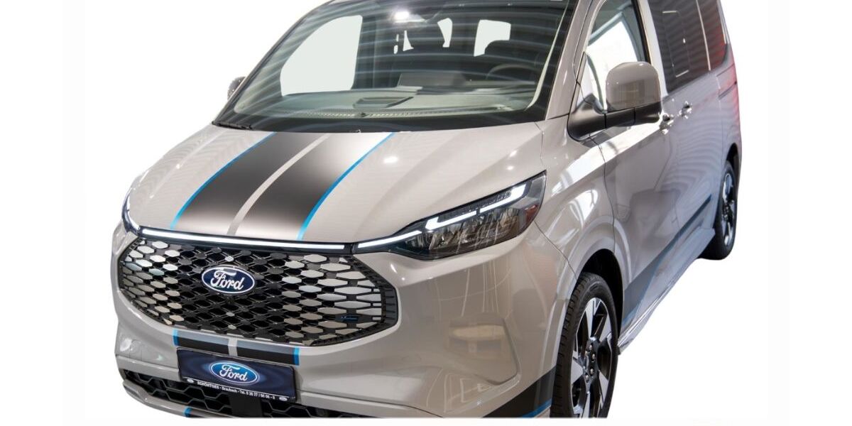 Ford Tourneo Custom 6.900 km 64.480 € Braubach 56338