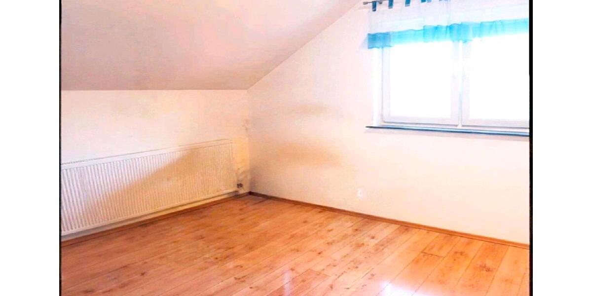 Dachgeschoßwohnung Albstadt Gemarkung Onstmettingen - 3 Zimmer, 70 m&sup2;, 600&euro; | Angebot:26384384